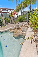 Salt Sand Retreat 1BR Resort Spa