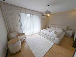 Utopia Suite Residence1