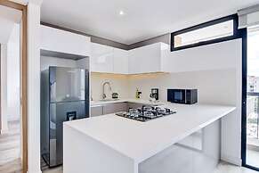 Beautiful 1BR Balcony in Santa Barbara