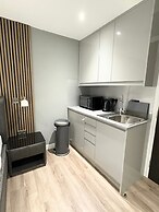 Fonthill Aparts