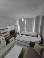 Fuar Home