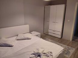 Fuar Home