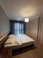 Fuar Home