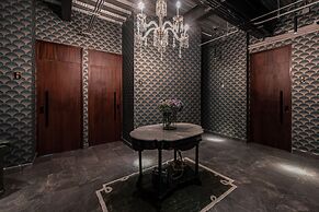 The Urban Muse Suite