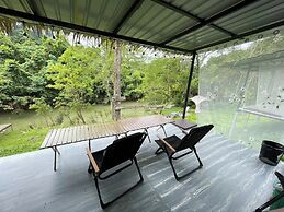 Amornkeeree Khao Sok Camping