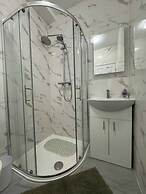 Charming Wallington Apartment With Hot Tub