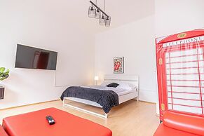 Affordable 3BR Apartment Rathausplatz