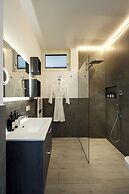 SalvatoreHomes - Torri del Benaco