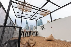 Ease at Sathorn and Co-working Space