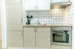 Simple 2 Bedroom Apartment with WiFi
