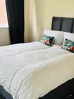 Central Upton Upon Severn 2 Bedroom Property Sleeps 6