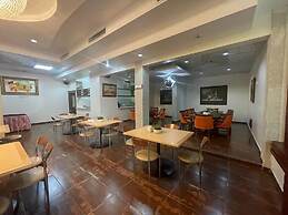 Hotel Novus Caoba