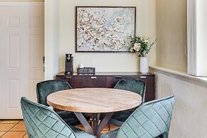 Hike, Sip & Explore: Couples Retreat in Fallbrook