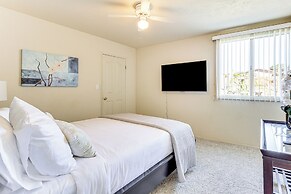 Hike, Sip & Explore: Couples Retreat in Fallbrook