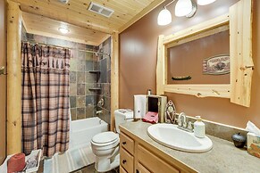 Benoit Lake Escape! Luxe Northwoods Cabin
