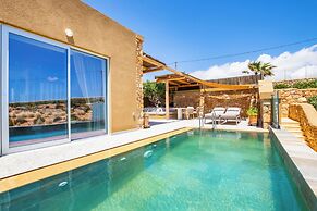 Vala Luxury Villa B