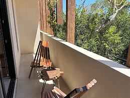Gym & pool Jungle Studio Retreat C6
