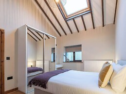 Black Bird Cottage