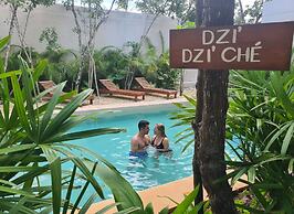Pool & Private Balcony Studio Tulum S15