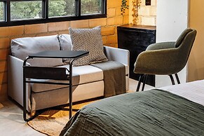 Otalu Suites
