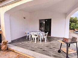 Cosy Apartment by sea Near Budoni