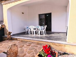 Cosy Apartment by sea Near Budoni
