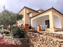 Cosy Apartment by sea Near Budoni
