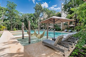 Artra - modern comfort with pool