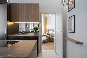 Contemporary Aparthotel 2BR Flats