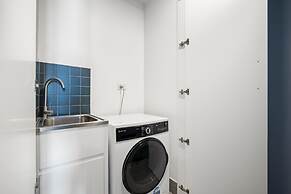 Chic 1-bed Escape in Fremantle With Parking