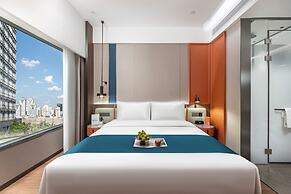 From.K Hotel (Guangzhou Tianhe Zhengjia Plaza Tiyuxi Road Metro Statio