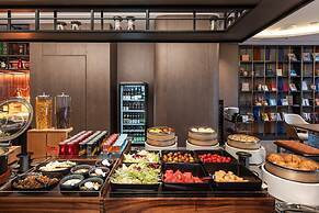 From.K Hotel (Guangzhou Tianhe Zhengjia Plaza Tiyuxi Road Metro Statio