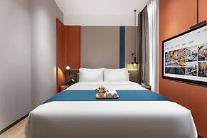 From.K Hotel (Guangzhou Tianhe Zhengjia Plaza Tiyuxi Road Metro Statio