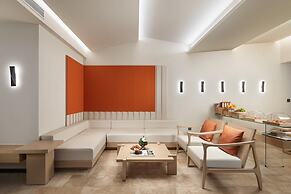 From.K Hotel (Guangzhou Tianhe Zhengjia Plaza Tiyuxi Road Metro Statio