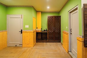 The Hosteller Jibhi