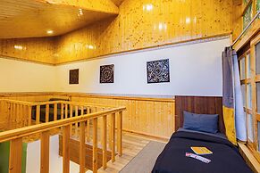 The Hosteller Jibhi