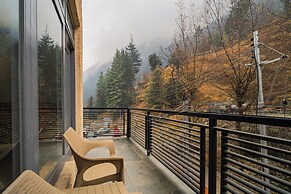 The Hosteller Jibhi