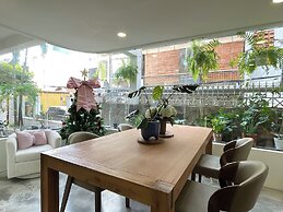 The Dates Villa