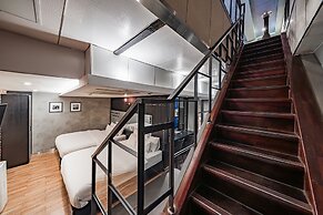 Jamsil Raum Tourist Hotel