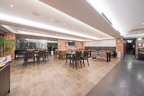 Jamsil Raum Tourist Hotel