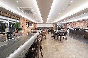 Jamsil Raum Tourist Hotel