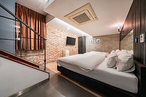 Jamsil Raum Tourist Hotel
