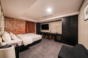 Jamsil Raum Tourist Hotel