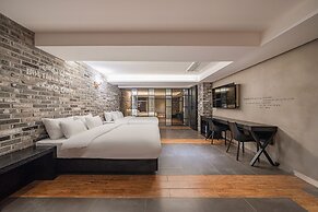 Jamsil Raum Tourist Hotel