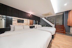 Jamsil Raum Tourist Hotel