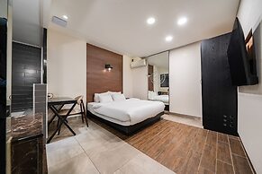 Jamsil Raum Tourist Hotel