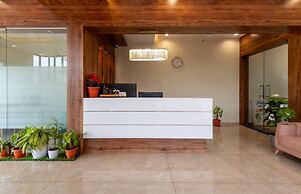 Hotel Aaradhya Crown