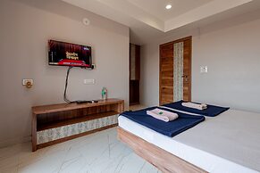 Hotel Aaradhya Crown