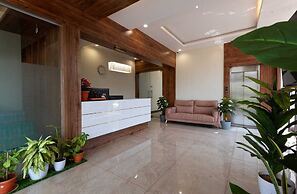 Hotel Aaradhya Crown