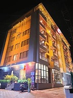 Hotel Aaradhya Crown